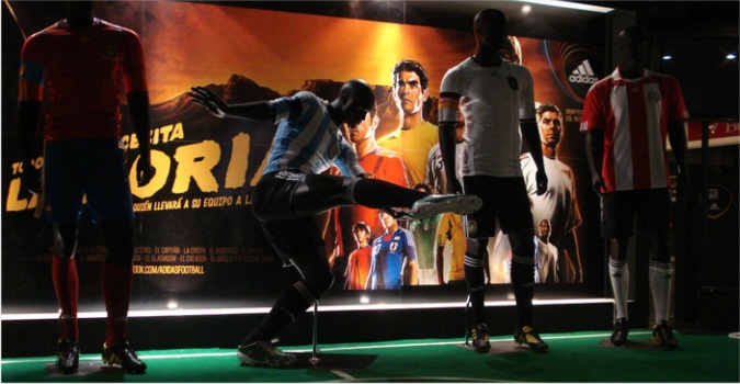 Adidas World Cup-El Dorado Agencia-Diseño Producción y Montaje