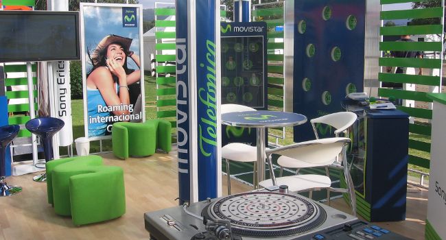 Telefonica / Sony Ericsson-Glue Colombia-Diseño Producción y Montaje / Artes Glue