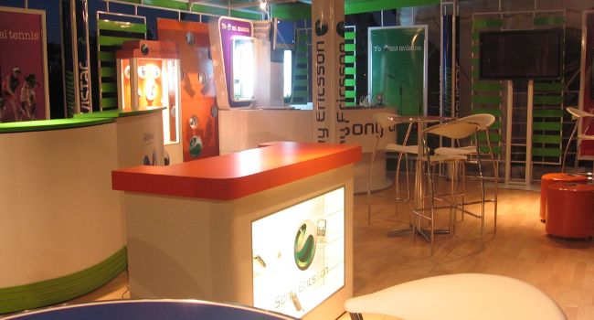 Telefonica / Sony Ericsson-Glue Colombia-Diseño Producción y Montaje / Artes Glue